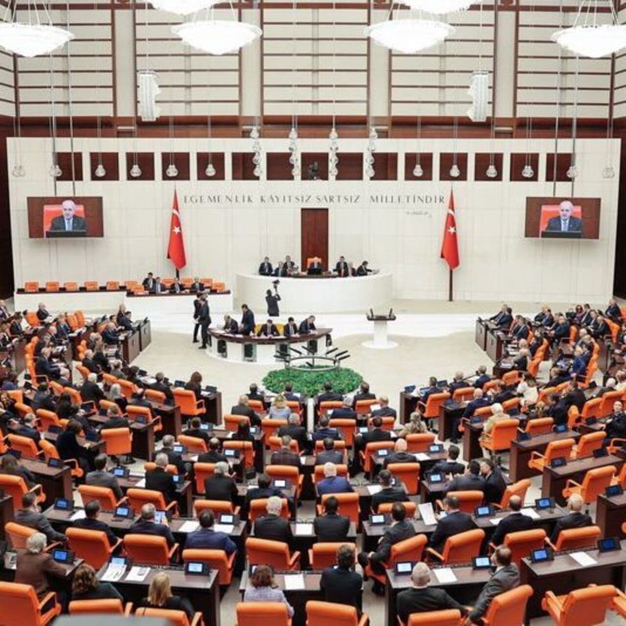 Şehit aileleri ve gazileri ilgilendiren teklif TBMM'de