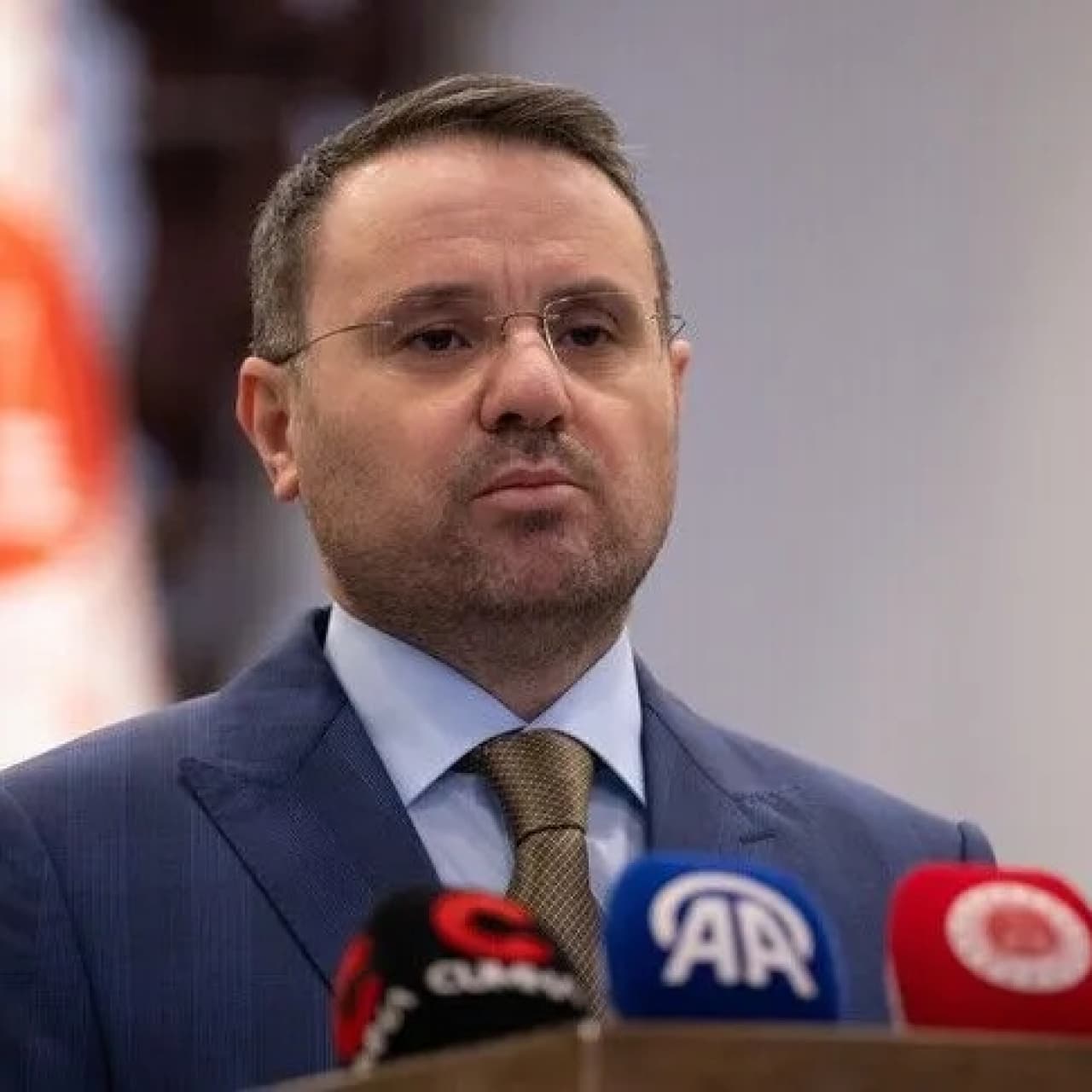 Bakan Gürlek'ten 52 orman yangınına ilişkin açıklama