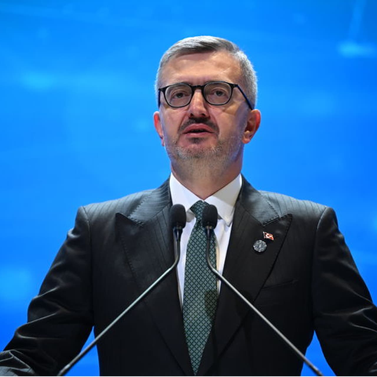 "Aziz milletimiz ve ülkemiz için hayırlı olsun"