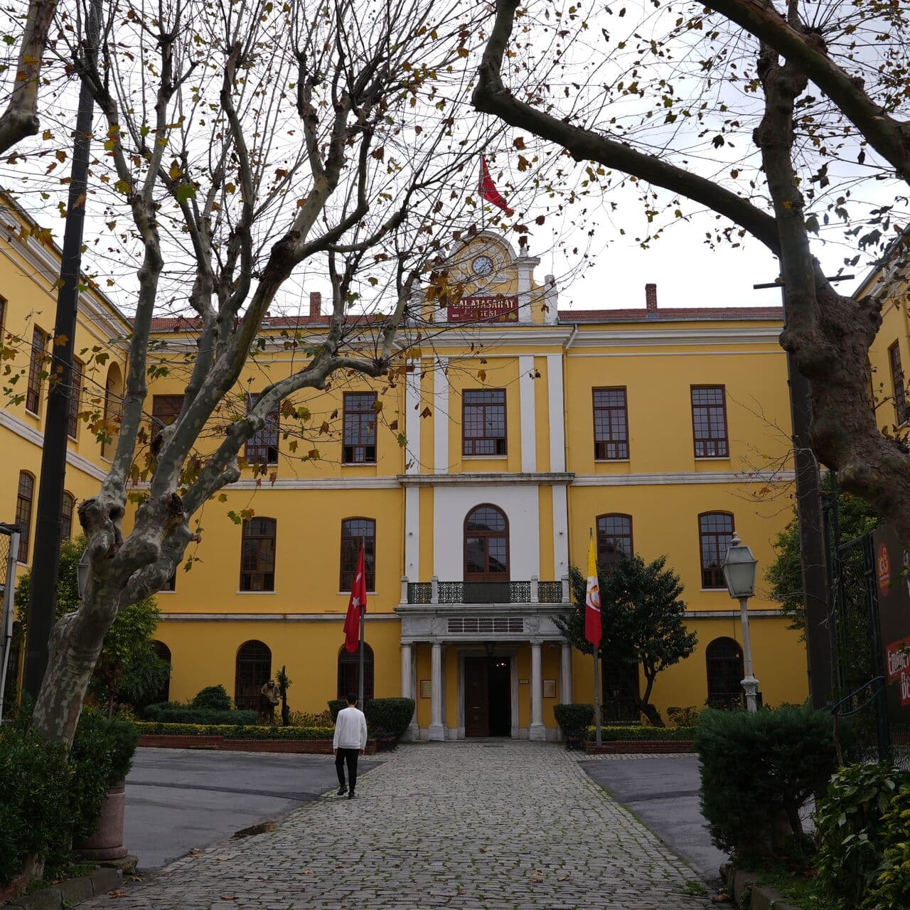 Galatasaray Lisesi'ne geçişte sınav şartı