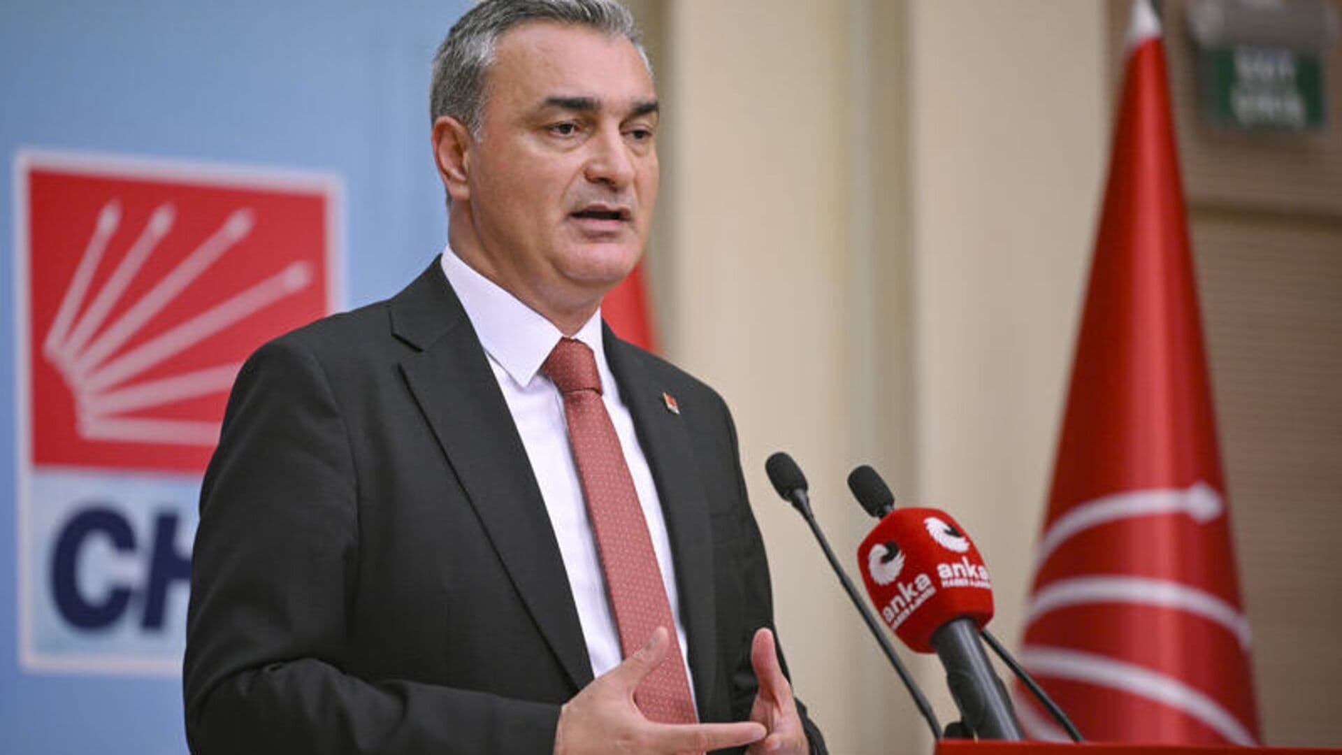 CHP: Kurultayın önünde engel kalmadı
