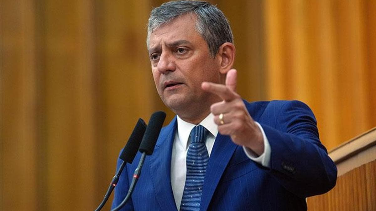 Gözler Özgür Özel'in yeni parti adımında! "CHP'siz CHP" Abdulkadir Selvi yazdı