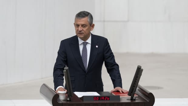 Yeni Parti Genel Başkanı Özgür Özel: Tarihsel sorumluluk içinde bu yasaya 'evet' diyeceğiz