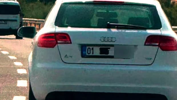 Aracının plakasını gizleyen sürücüye dikkat çeken ceza