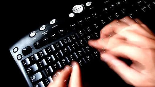 Yargıtay'dan emsal karar: Patrona sitem e-postası atan yönetici tazminatsız işinden oldu
