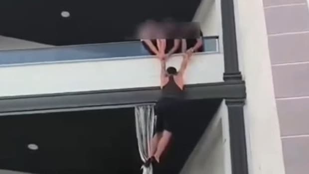 Hatay'da akılalmaz olay! Aranan hükümlü, polisleri görünce balkondan kaçmaya çalıştı