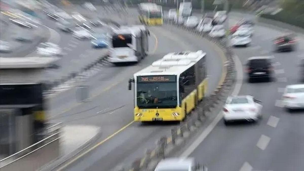 15 TEMMUZ'DA TOPLU TAŞIMA ÜCRETSİZ Mİ? 15 Temmuz'da İstanbul'da İETT, Ankara'da EGO ve İzmir'de ESHOT otobüs, metrobüs, metro bedava mı?