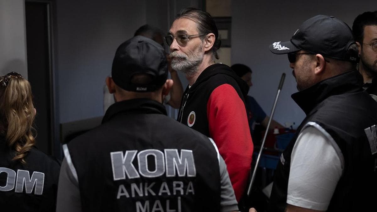 SON DAKİKA HABERİ: Etimesgut Belediyesi'ne yolsuzluk operasyonu! Erdal Beşikçioğlu'na tutuklama talebi