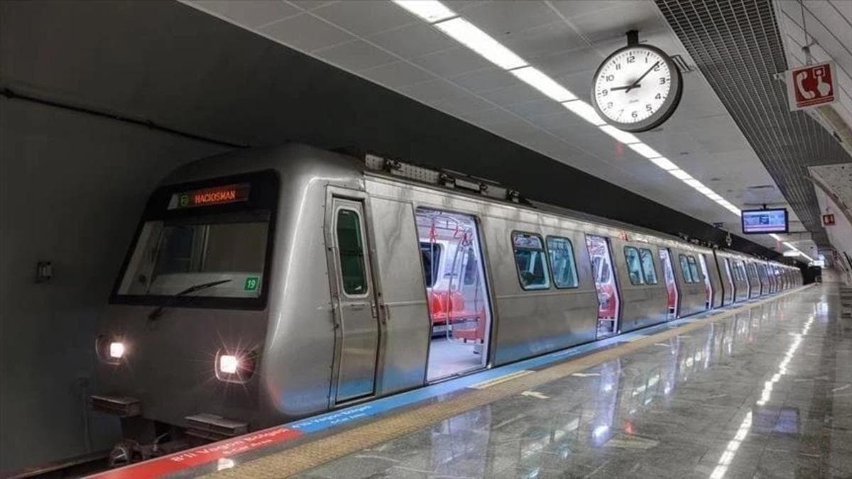 30 AĞUSTOS TOPLU TAŞMA ÜCRETLİ Mİ ÜCRETSİZ Mİ? 30 Ağustos Pazar günü Marmaray, İETT, otobüs, metrobüs, metro, tramvay bedava mı?