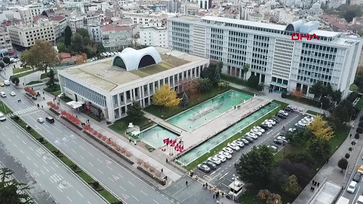 İBB davasında dikkat çeken iddialar: "500 milyon TL alacağa 10 milyon TL rüşvet verdim"