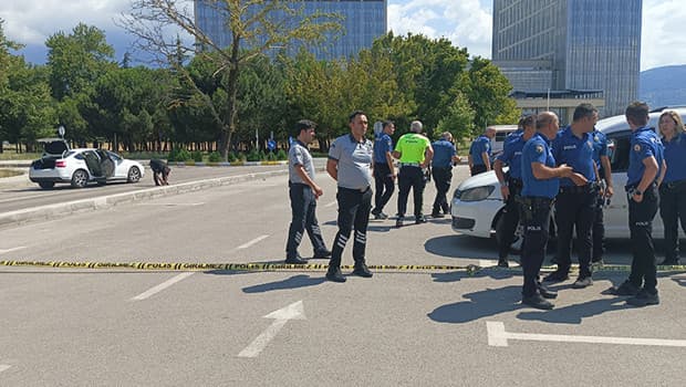 Boşanma davası sonrası ortalık karıştı! Adliye otoparkında pompalı tüfek ve tabancalı kavga; 5 gözaltı