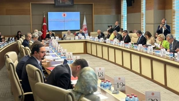 Öğrenci affına ilişkin düzenlemeleri içeren kanun teklifi, komisyonda