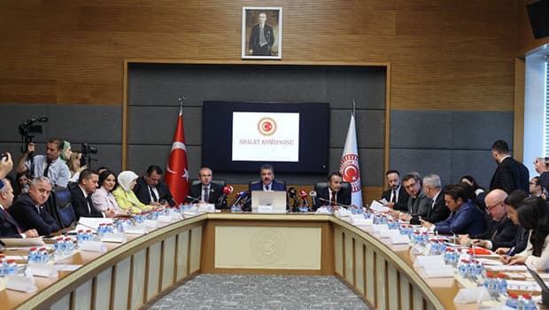 Suça sürüklenen çocuklara ilişkin düzenleme, Adalet Komisyonu'nda