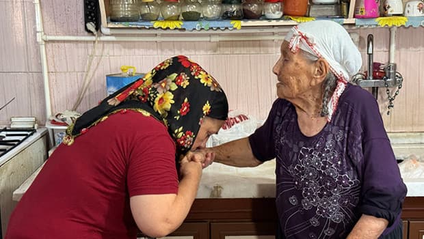 17 milyon liralık miras kavgasında anne-kız yüzleşmesi: Elini öpüp "Ben yapmadım" dedi