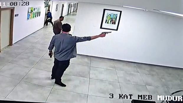 Kaymakamlıkta dehşet saçan memurun cezası 'rapor' engeline takıldı: Tebliğ edilemiyor