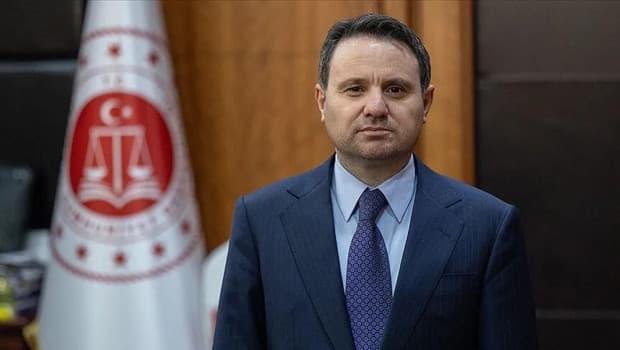 Bakan Gürlek, Yunan mevkidaşı Floridis ile görüştü
