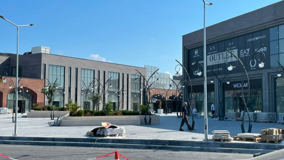Mahkeme kapısında 280 yıl TEM kenarında lüks AVM