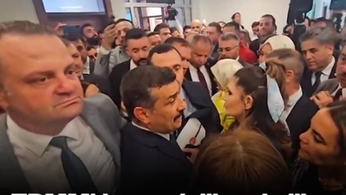 TBMM'de gerginlik ve izdiham... Ezilme tehlikesi geçirdiler