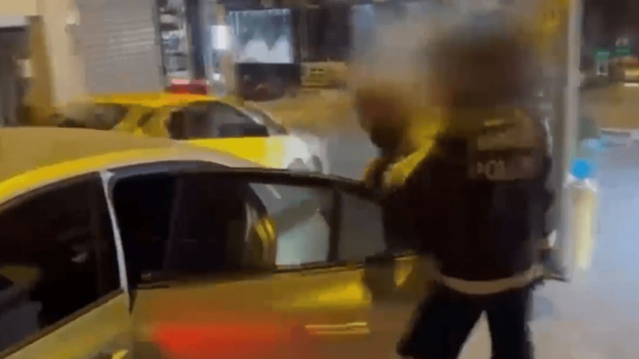 Cezayir'in kırmızı bültenle aradığı uyuşturucu şüphelisi İstanbul'da yakalandı